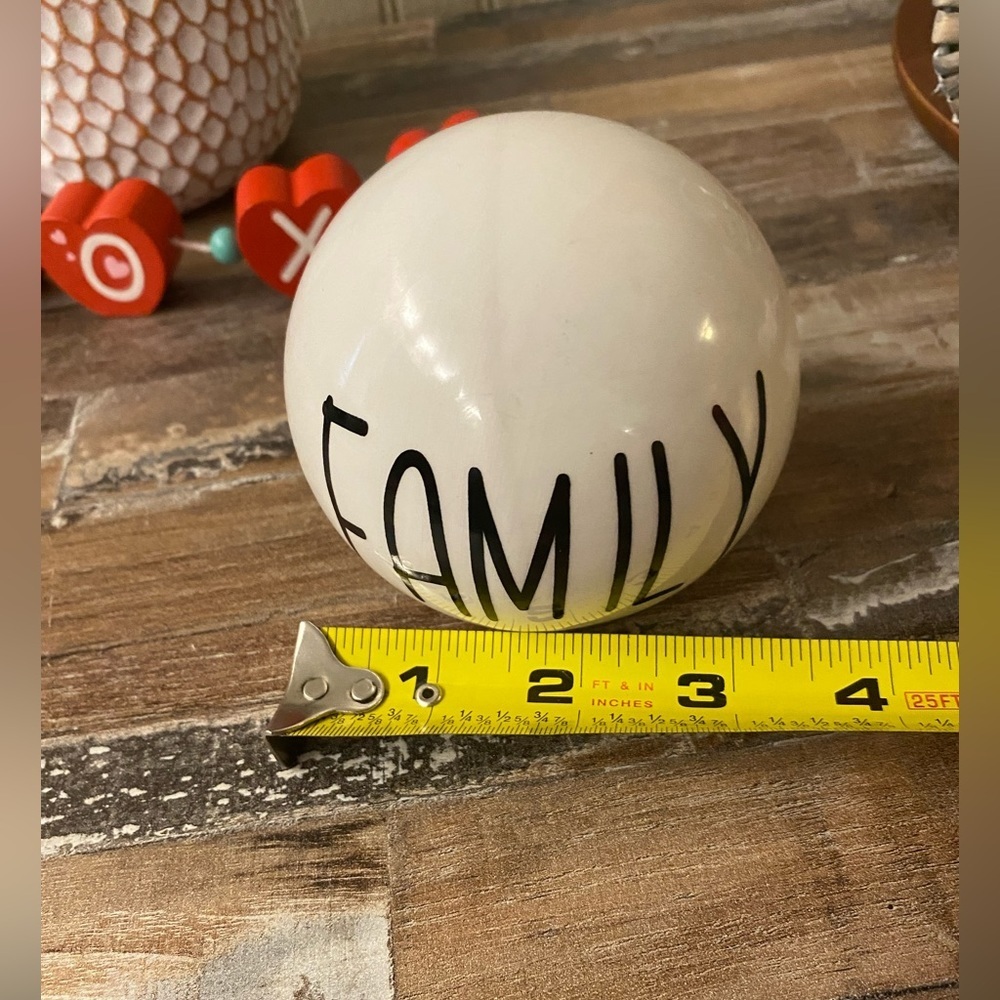 Round ceramic ball that says family in  black writing. New - Picture 6 of 10